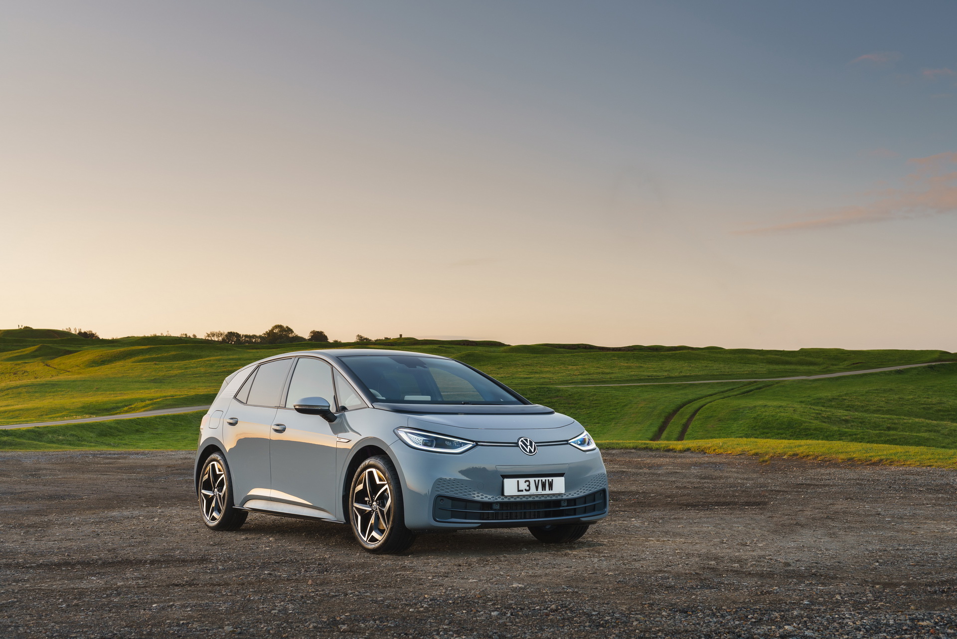 Base VW ID.3 Is A Sub-£30,000* Affair In The UK, Deliveries Starting This Month